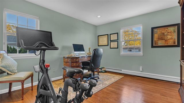 91 Chicago Avenue, Massapequa, NY 11758
