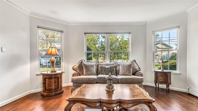 91 Chicago Avenue, Massapequa, NY 11758
