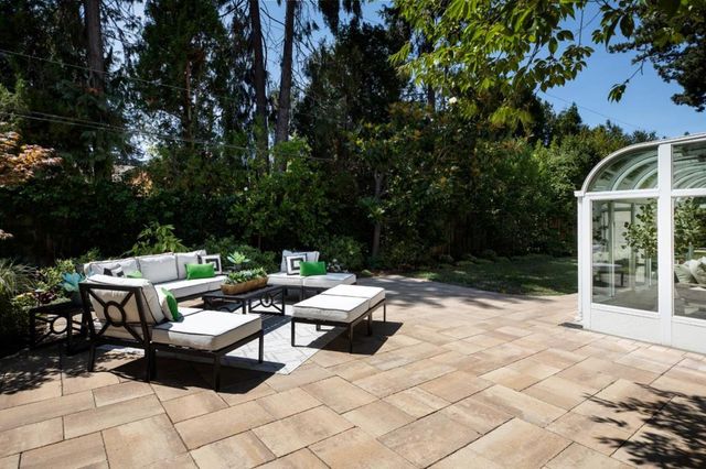 1011 Via Del Pozo, Los Altos, CA 94022