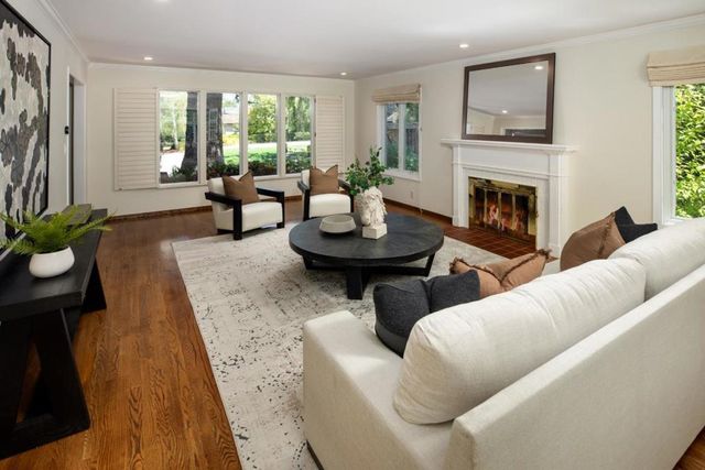 1011 Via Del Pozo, Los Altos, CA 94022