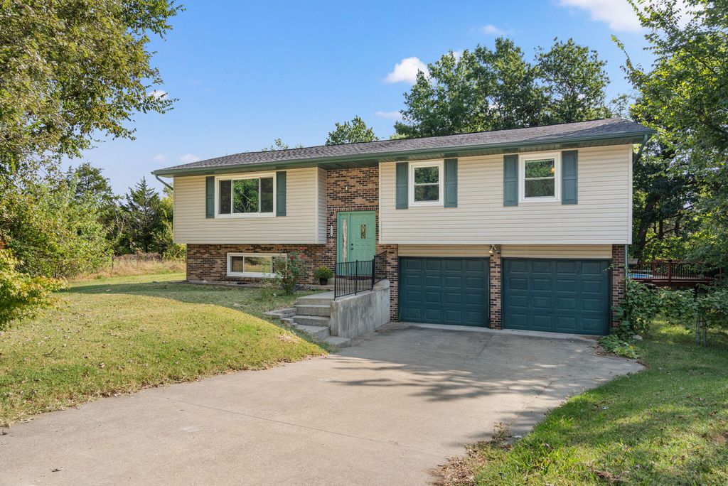 1154 S PECOS CT, Columbia, MO 65201