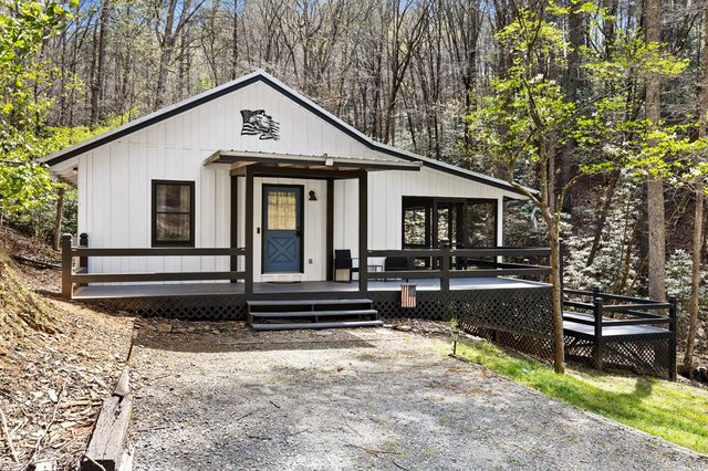 487 Walkabout Creek Road, Morganton, GA 30560