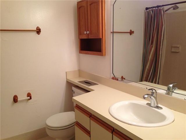 4716 NW 82nd Avenue, Lauderhill, FL 33351