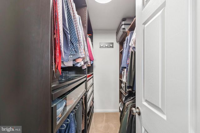 20419 MIDDLEBURY ST, Ashburn, VA 20147