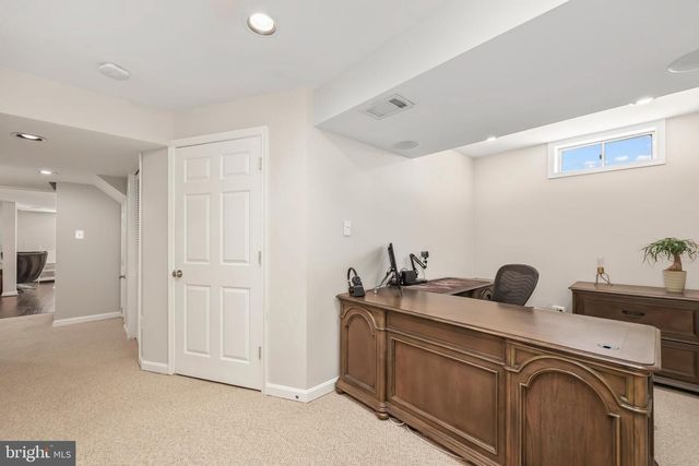 20419 MIDDLEBURY ST, Ashburn, VA 20147