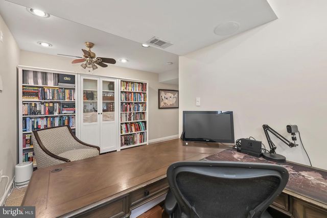 20419 MIDDLEBURY ST, Ashburn, VA 20147