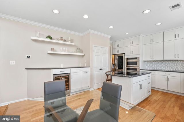 20419 MIDDLEBURY ST, Ashburn, VA 20147