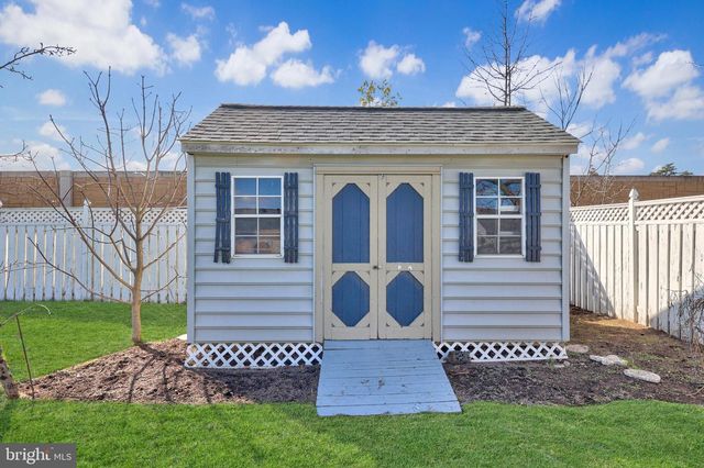 20419 MIDDLEBURY ST, Ashburn, VA 20147