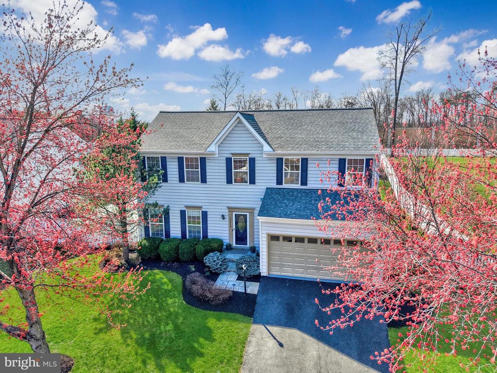 20419 MIDDLEBURY ST, Ashburn, VA 20147