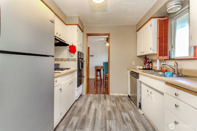 5605 22nd Avenue S, Lacey, WA 98503