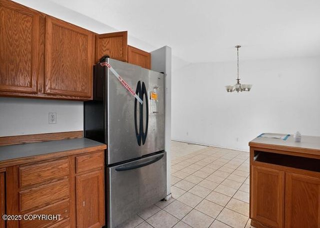 817 Shakespeare Circle, Anchorage, AK 99503