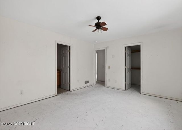 817 Shakespeare Circle, Anchorage, AK 99503