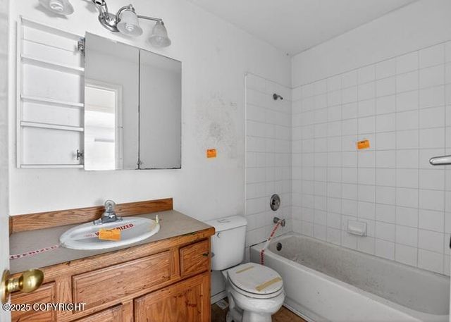 817 Shakespeare Circle, Anchorage, AK 99503