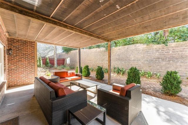 2731 Tarpley Place NW, Kennesaw, GA 30152