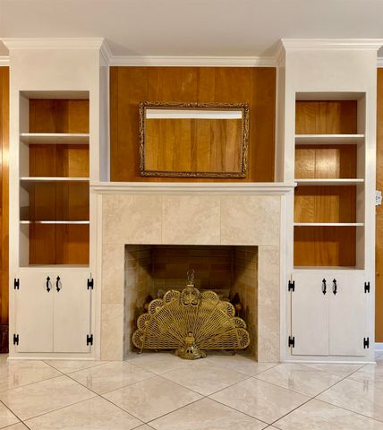 1002 Hilda St, Morgan City, LA 70380