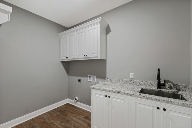 4131 HWY 589, Sumrall, MS 39482