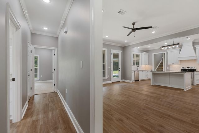 4131 HWY 589, Sumrall, MS 39482