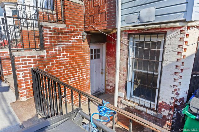 661 Jefferson Place, Bronx, NY 10456