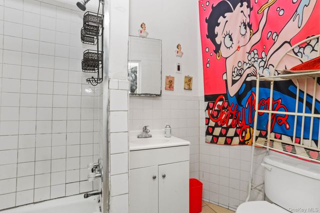 661 Jefferson Place, Bronx, NY 10456