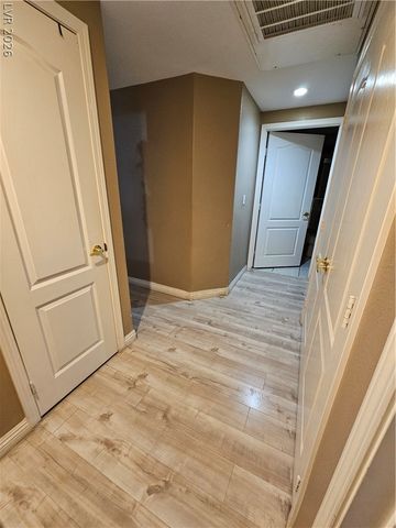6901 Cobre Azul Avenue 102, Las Vegas, NV 89108