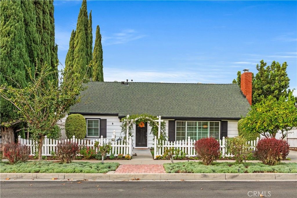2647 E Wilson Avenue, Orange, CA 92867 — exterior