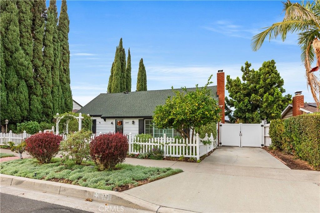 2647 E Wilson Avenue, Orange, CA 92867 — photo 3