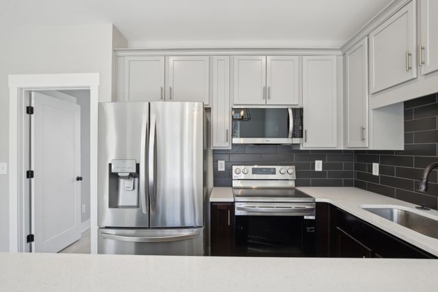 347 Archwood Dr, Madison, TN 37115