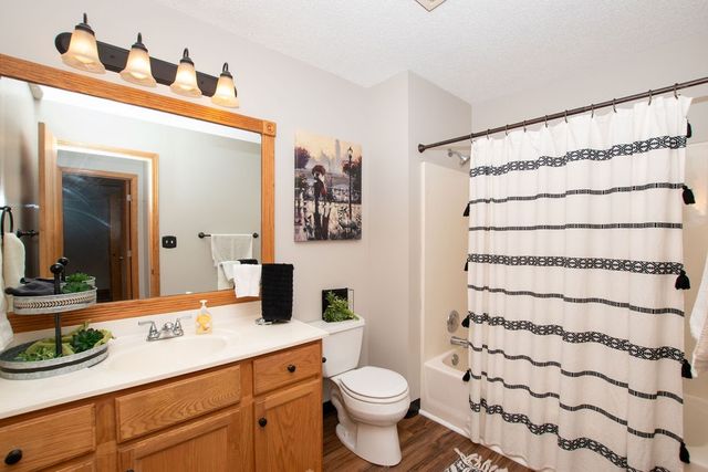 1311 SE Delaware Avenue 5, Ankeny, IA 50021