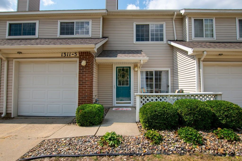 1311 SE Delaware Avenue 5, Ankeny, IA 50021