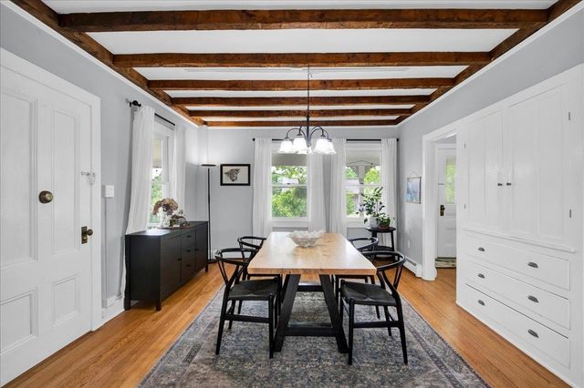 1721 Dorset Street, South Burlington, VT 05403