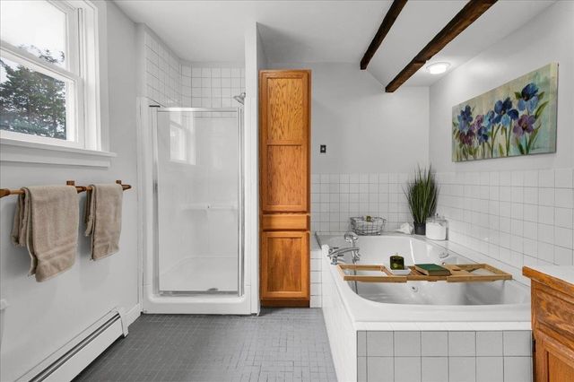 1721 Dorset Street, South Burlington, VT 05403
