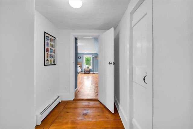 1721 Dorset Street, South Burlington, VT 05403