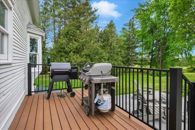 1721 Dorset Street, South Burlington, VT 05403