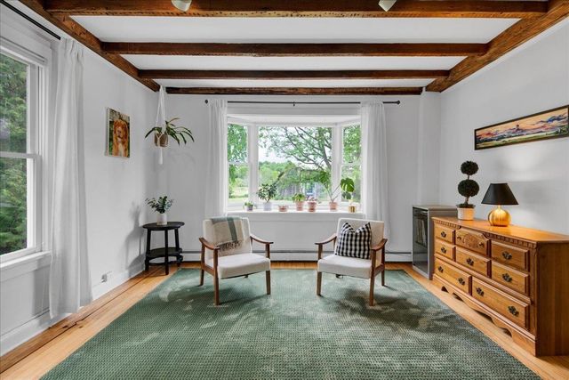 1721 Dorset Street, South Burlington, VT 05403