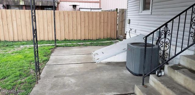 506 E Brandeis Ave, Louisville, KY 40217