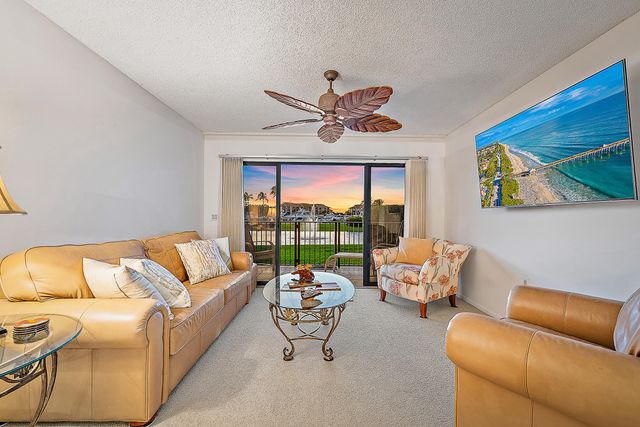 701 Seafarer Circle 103, Jupiter, FL 33477