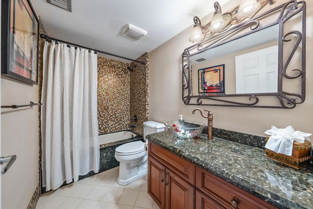 701 Seafarer Circle 103, Jupiter, FL 33477