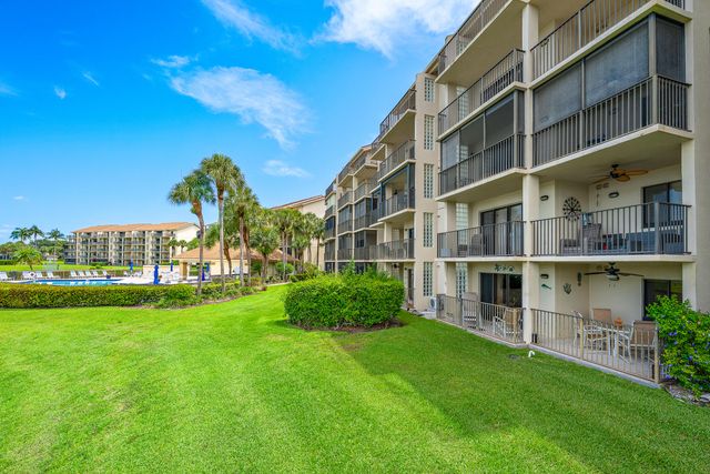 701 Seafarer Circle 103, Jupiter, FL 33477