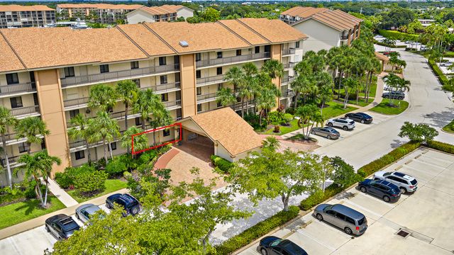 701 Seafarer Circle 103, Jupiter, FL 33477