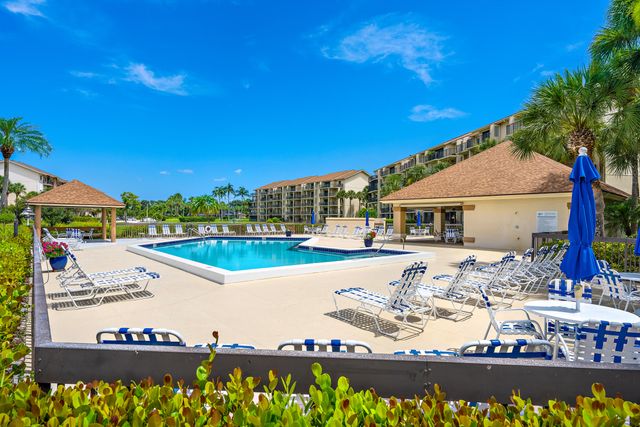 701 Seafarer Circle 103, Jupiter, FL 33477