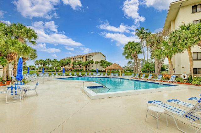 701 Seafarer Circle 103, Jupiter, FL 33477
