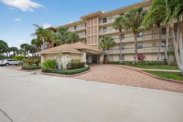 701 Seafarer Circle 103, Jupiter, FL 33477