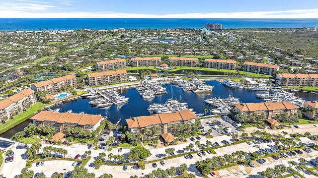 701 Seafarer Circle 103, Jupiter, FL 33477
