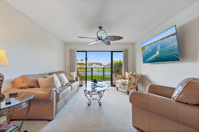 701 Seafarer Circle 103, Jupiter, FL 33477