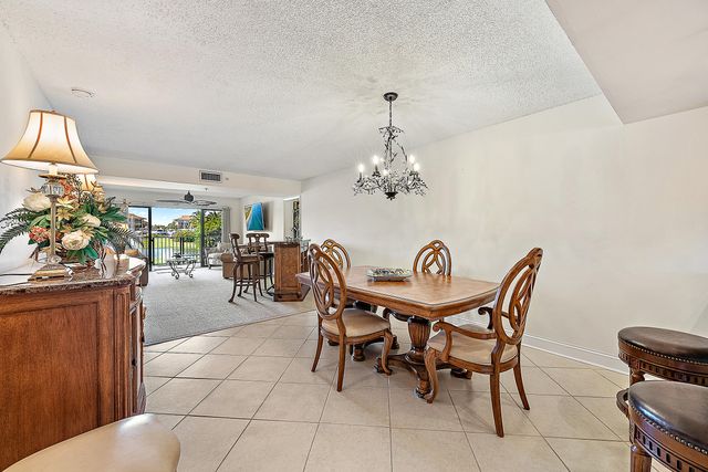 701 Seafarer Circle 103, Jupiter, FL 33477