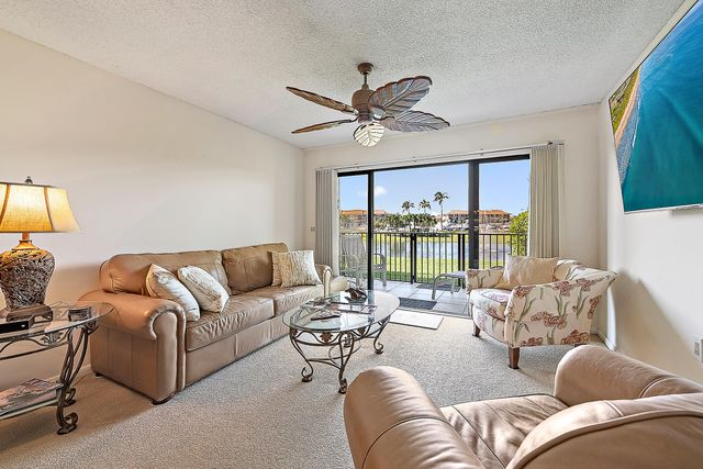 701 Seafarer Circle 103, Jupiter, FL 33477