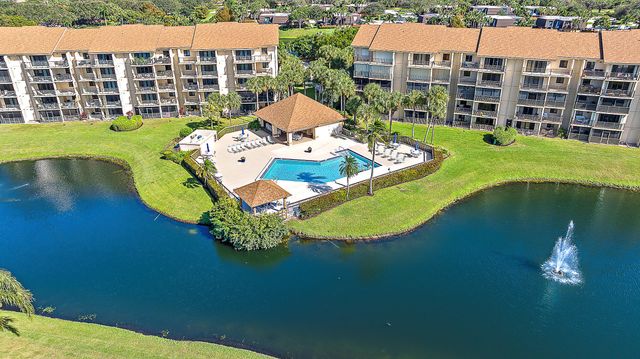 701 Seafarer Circle 103, Jupiter, FL 33477