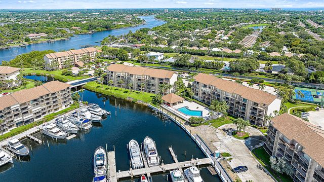701 Seafarer Circle 103, Jupiter, FL 33477