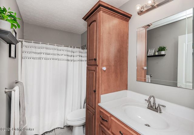 107 Nashville Dr, Coxs Creek, KY 40013