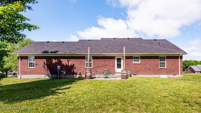 107 Nashville Dr, Coxs Creek, KY 40013
